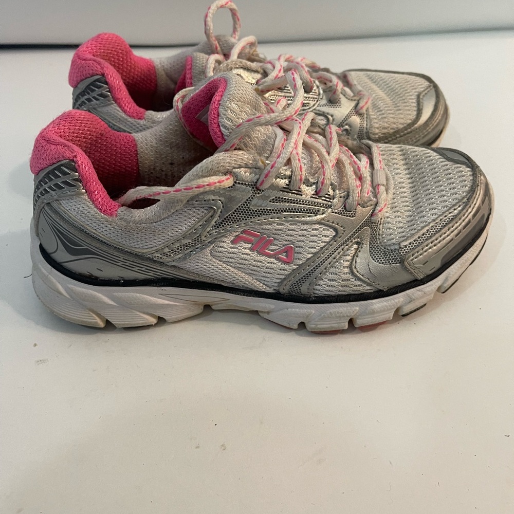 Fila Women's Pink and White Athletic Shoes